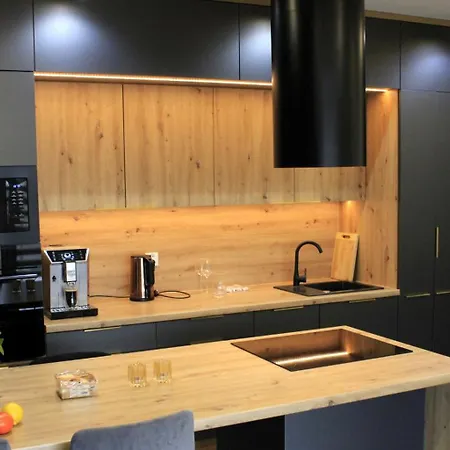 Prestige Z Prywatnym Parkingiem